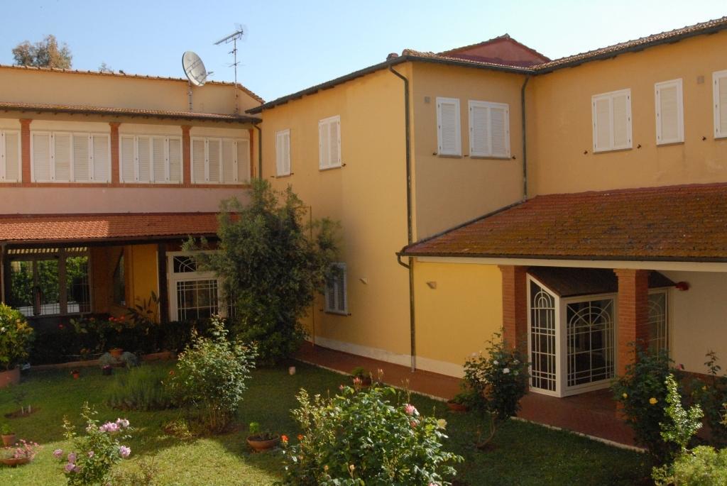Hotel Santa Caterina San Vincenzo Exterior foto